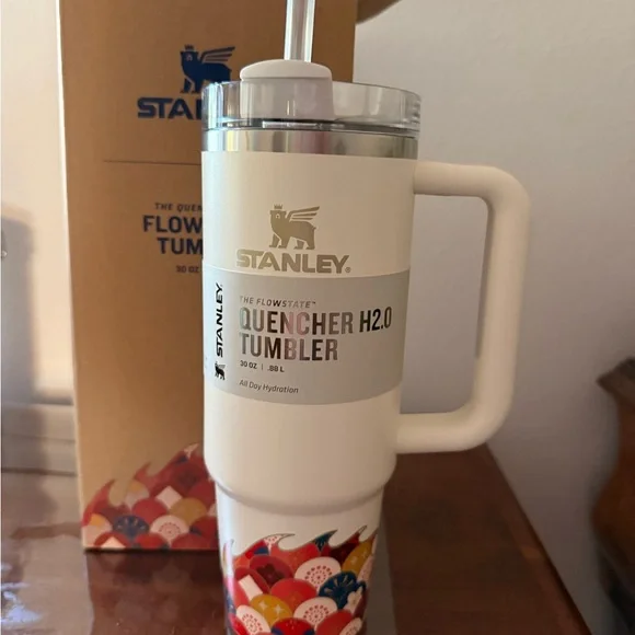 Stanley 30 ounce Quencher H2.0 Tumbler “Lunar New Year” - Picture 1 of 3